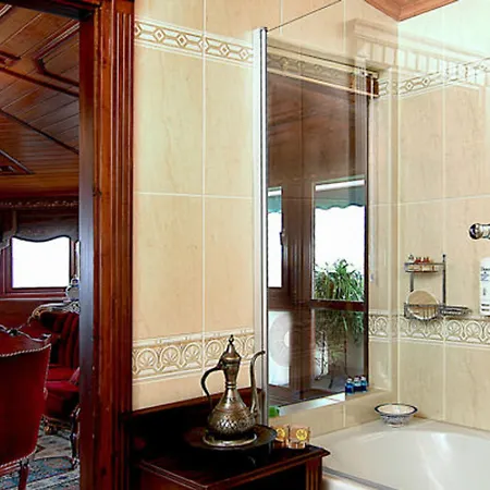 Dersaadet מלון 3*